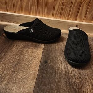 Fly Flot Mesh Slip On Shoes